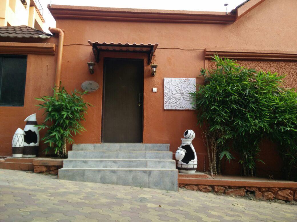 Villa No: 214, Dr.Wade'S Villa. Bombay Eksteriør billede
